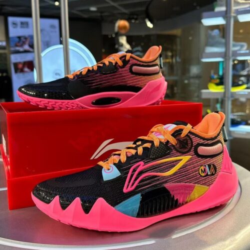 Li-Ning Jimmy Butler 0.7s “Buzzer Beater” Winning Shot JB 1 Miami PE ...