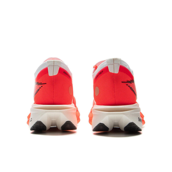 LiNing Challenger 5 ELITE  Running Shoes in Red - Image 4