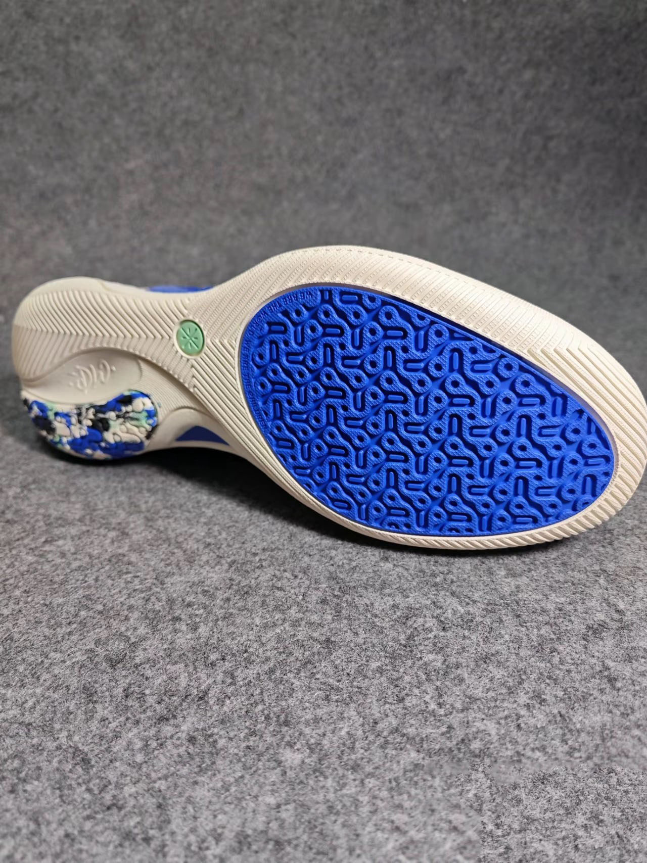 LiNing Wade DLo. Ice Blood 2 V2 Blue White - Image 10