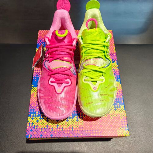 Li Ning BadFive 6 Mismatch Pink and Green