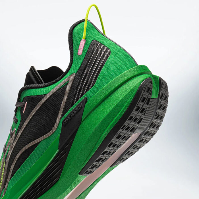 【新品未使用】　李宁【LI-NING】龍雀2026 singlet L size 2026 Li-Ning Ultralight “Dragonfly” – LiNing Way of Wade Sneakers
