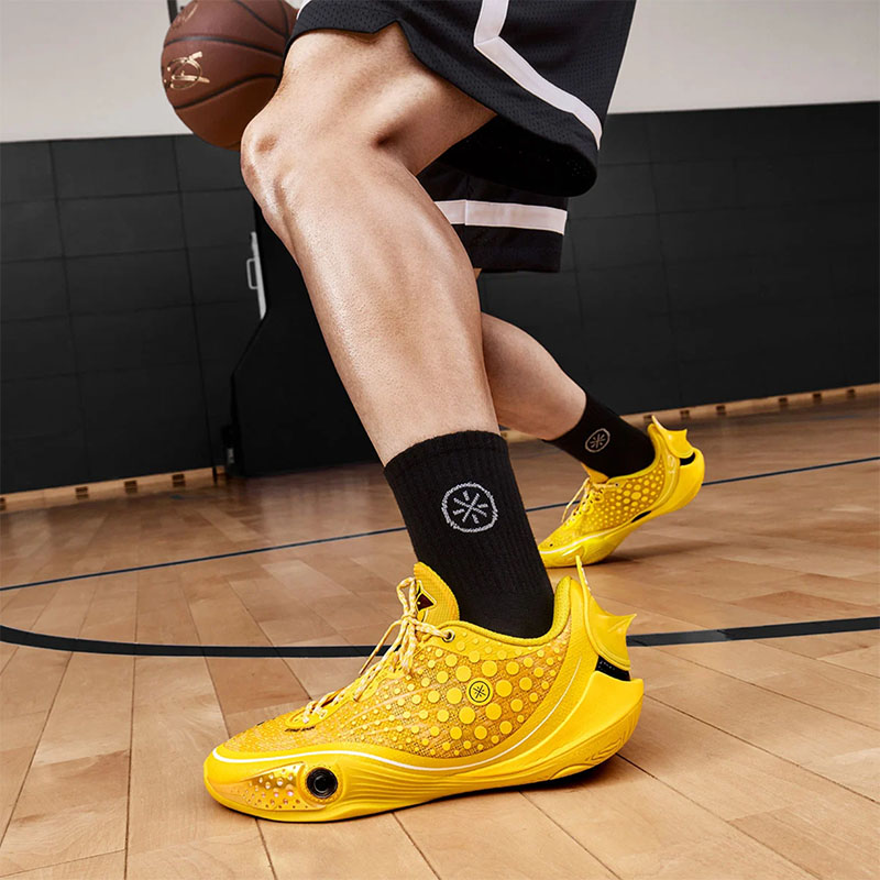 Wade 808 6 Ultra Yellow Stingray - Image 6