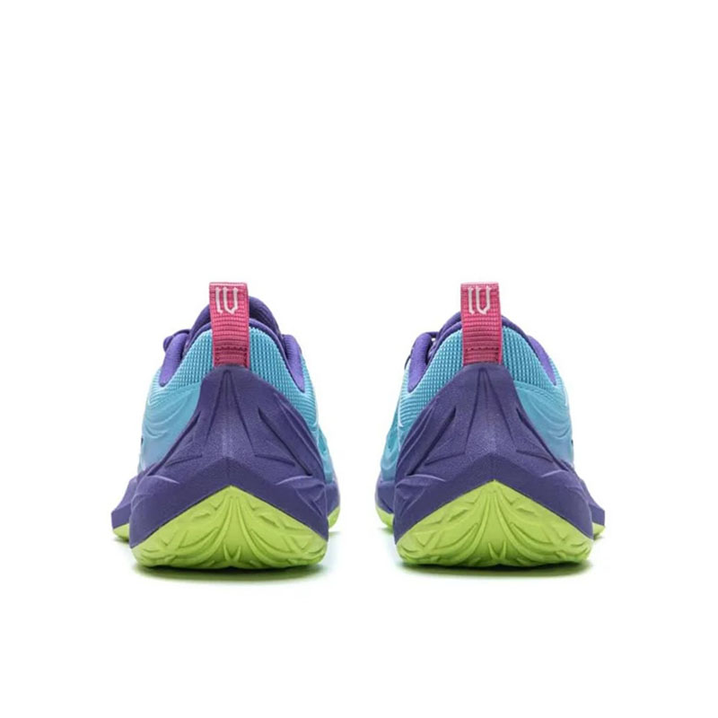 Kids Jimmy Butler JB4 Young Water Blue - Image 4